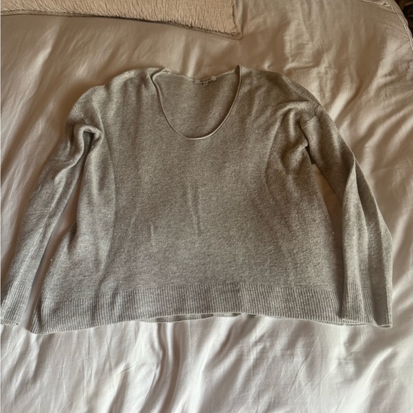 Madewell Sweaters - Madewell Heather Gray Scoop Neck Knit Top
